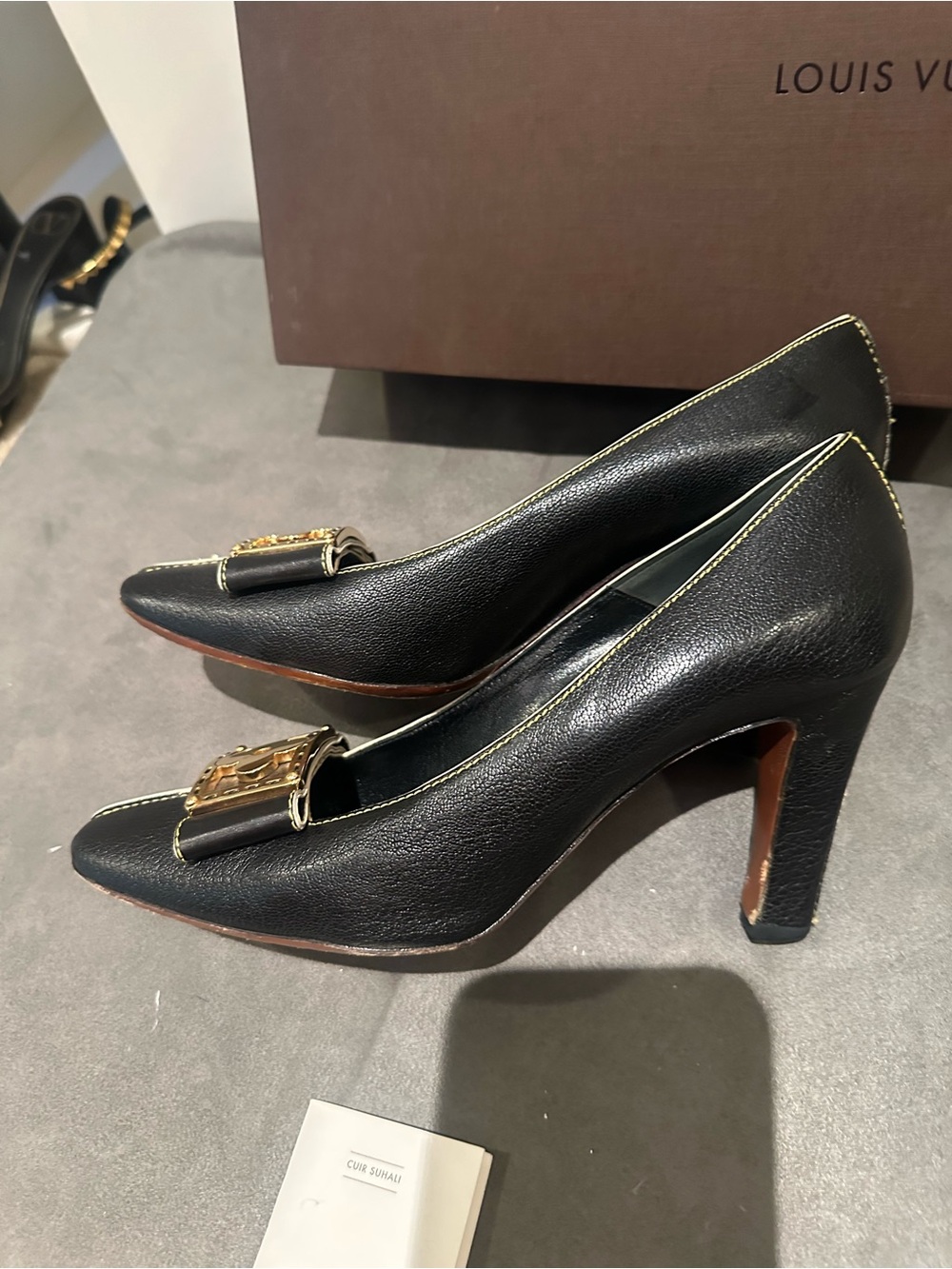 Louis Vuitton Suhali Leather Black Gold Square Toe Pumps 39.5 - Picture 3 of 8